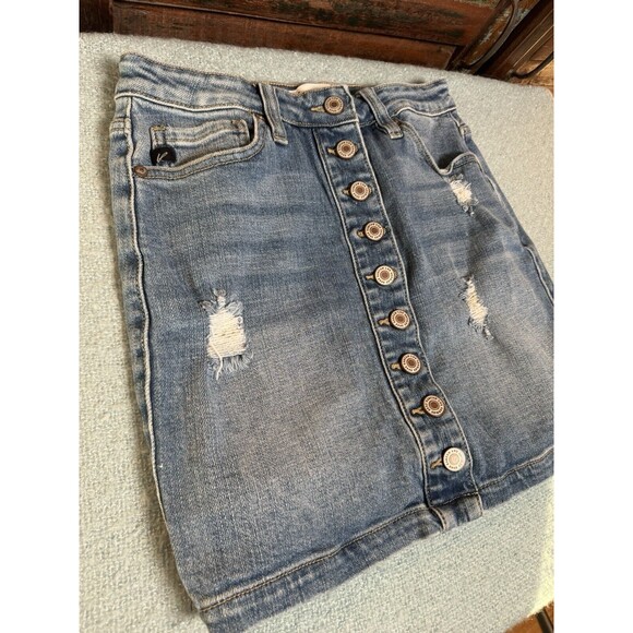 KanCan Cute Distressed Button Front‎ Blue Stretchy Denim Skirt Women's Size 25 - Picture 4 of 13